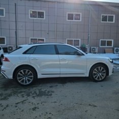 AUDI Q8 55 TFSI QUATRO