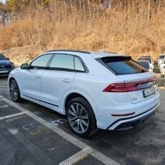 AUDI Q8 55 TFSI QUATRO